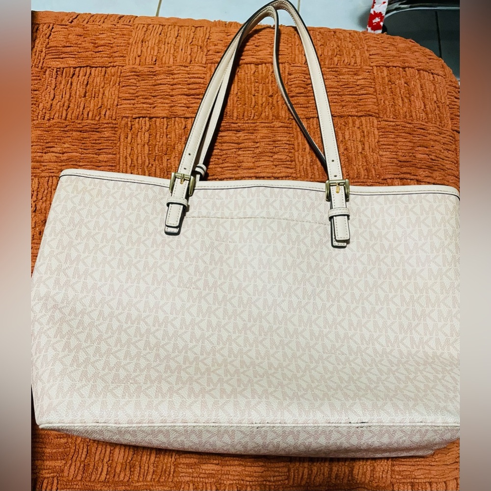 Michael Kors Cream Tote with Gold Accents - Picture 2 of 7